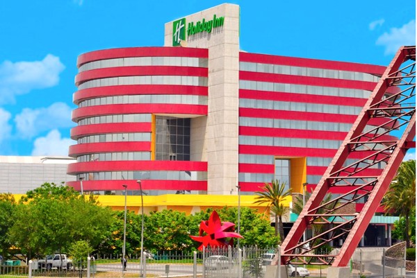 Holiday Inn Paruqe Fundidora